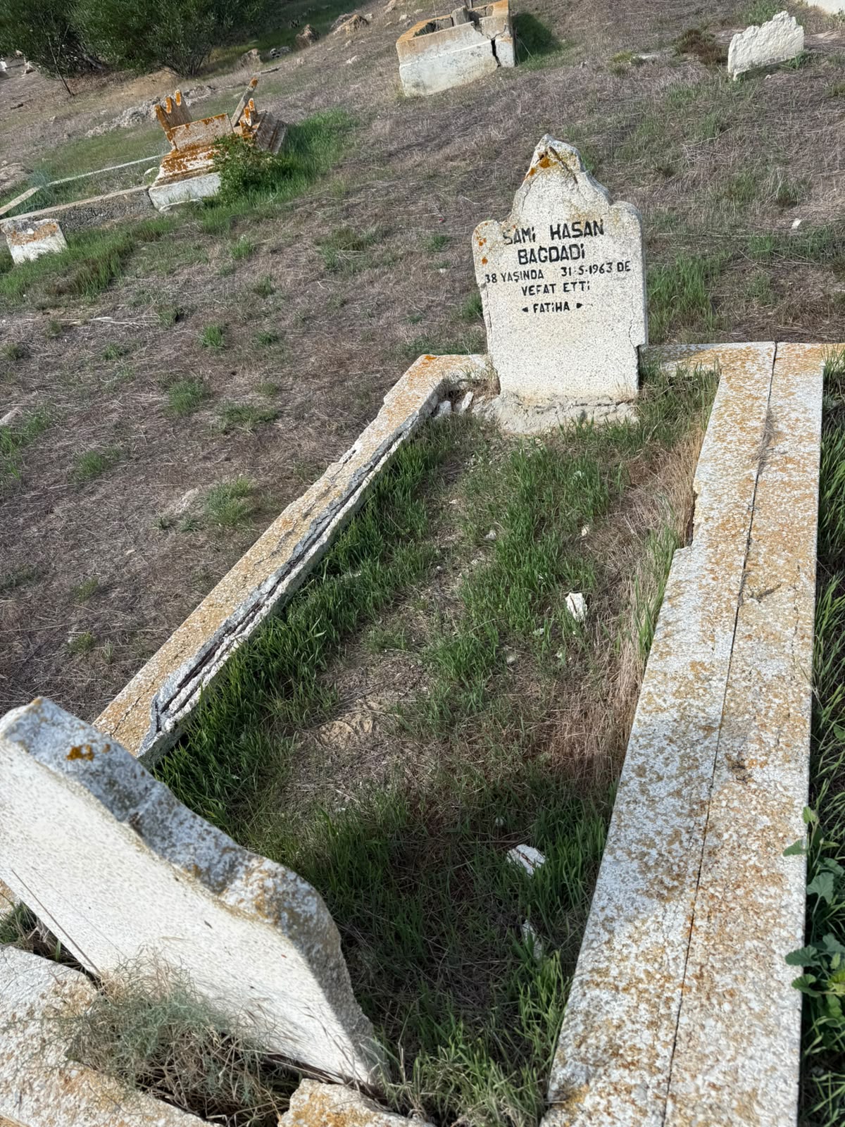 قبر سامي حسن بغدادي